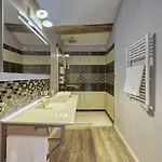Couette-café Demeure De Flammarenc 4*