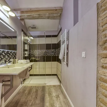 Demeure De Flammarenc Bed and Breakfast 4*