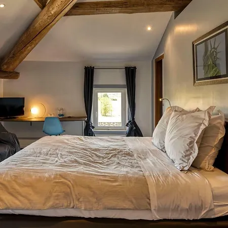 Demeure De Flammarenc Bed and Breakfast