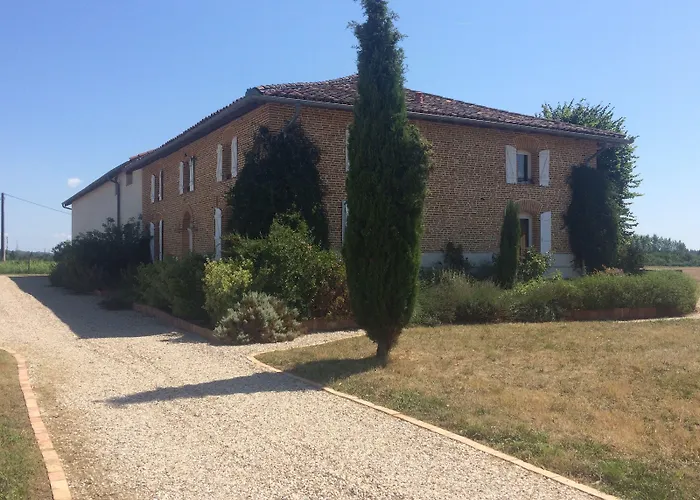 Demeure De Flammarenc Bed & Breakfast 4*