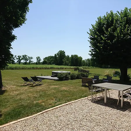 Demeure De Flammarenc 4*